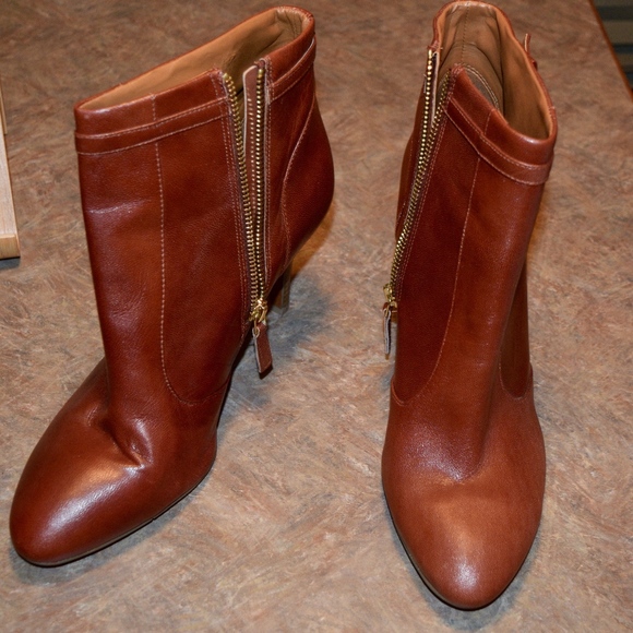 nine west quanette platform dress booties
